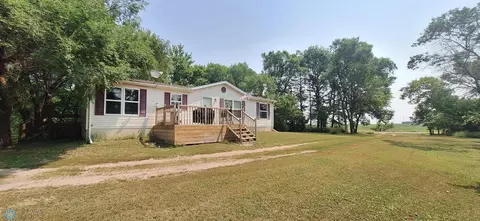 7529 130 Ave SE, Lisbon, ND 58054
