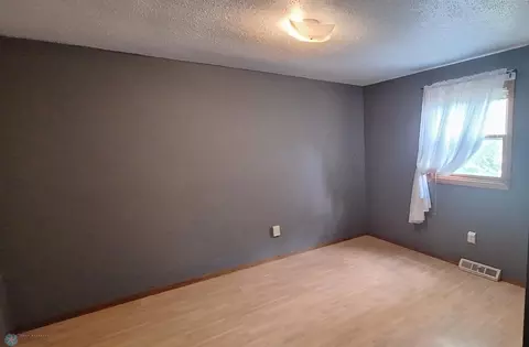 206 S 2nd St, Oakes, ND 58474 photo 13