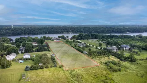 Nnn Sioux Hills Road, Hutchinson, MN 55350