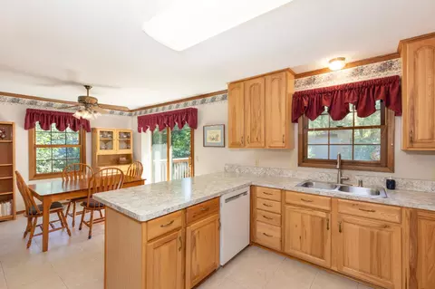 4850 Independence St, Maple Plain, MN 55359 photo 10