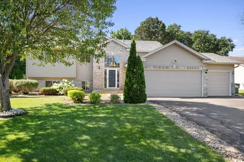 2802 Rice Creek Pkwy NE, Blaine, MN 55449