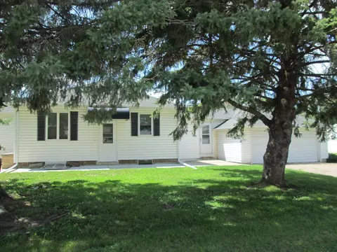 722 Pine St, Kenyon, MN 55946 photo 5