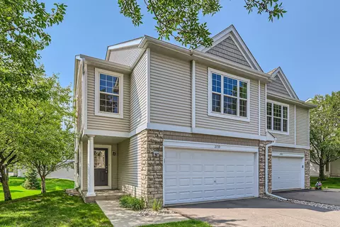 2739 Century Trl, Chanhassen, MN 55317