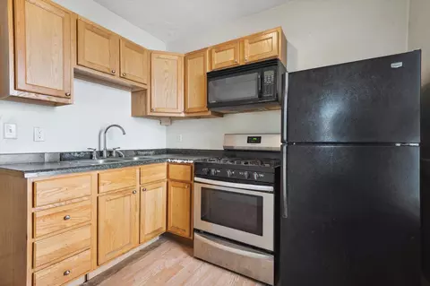 1357 Reaney Ave, Saint Paul, MN 55106