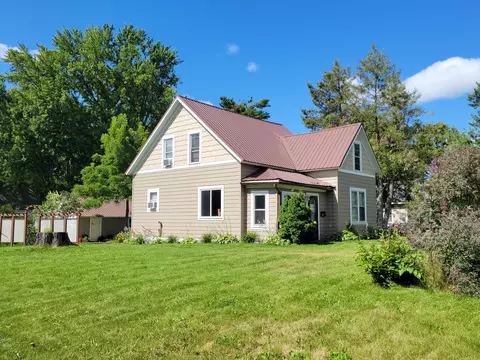 307 Forest Ave W, Mora, MN 55051
