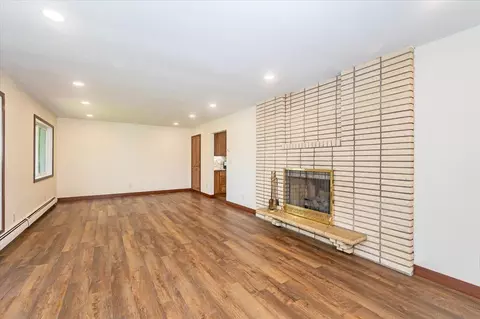 2 Windsor St, Superior, WI 54880 photo 7