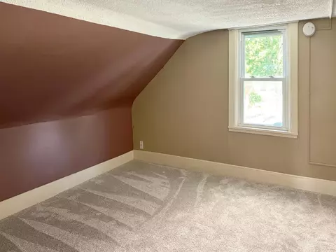 314 S 6th St, Marshall, MN 56258 photo 17