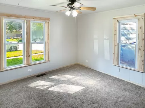 314 S 6th St, Marshall, MN 56258 photo 8