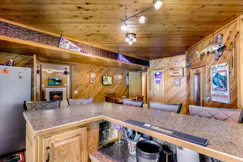 Kitchen - 3525 Culver Trl, Faribault, MN 55021 photo 5 of 5