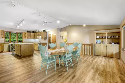 Dining - 3525 Culver Trl, Faribault, MN 55021 photo 3 of 7