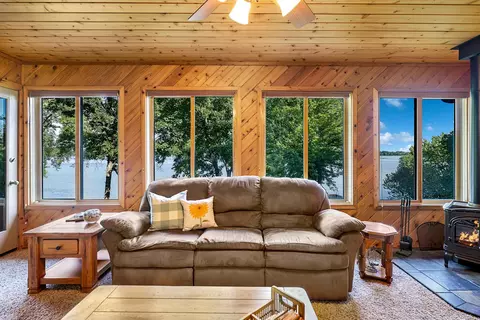 Living - 3525 Culver Trl, Faribault, MN 55021 photo 3 of 8
