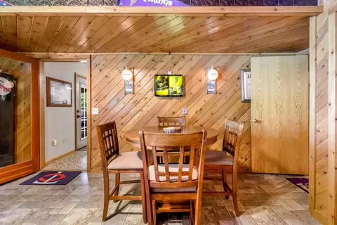 Dining - 3525 Culver Trl, Faribault, MN 55021 photo 7 of 7