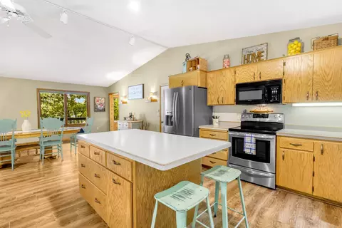 Kitchen - 3525 Culver Trl, Faribault, MN 55021 photo 1 of 5