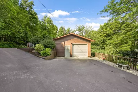 Exterior - 3525 Culver Trl, Faribault, MN 55021 photo 37 of 42