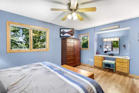 Bedroom - 3525 Culver Trl, Faribault, MN 55021 photo 4 of 5
