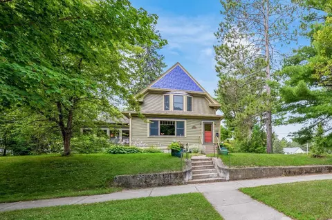 731 NW 2nd Ave NW, Grand Rapids, MN 55744