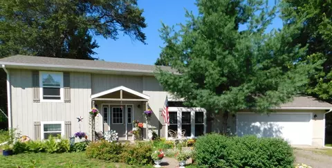 30300 Fir Trl, Stacy, MN 55079