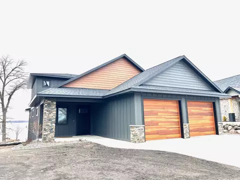 11606 Indian Beach Rd, Spicer, MN 56288