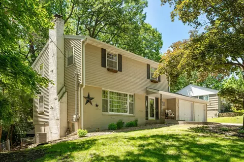 19555 Shady Hills Rd, Shorewood, MN 55331