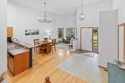 751 7th St, Chaska, MN 55318 photo 21