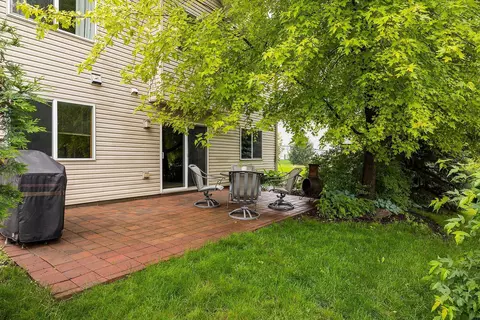 751 7th St, Chaska, MN 55318 photo 6