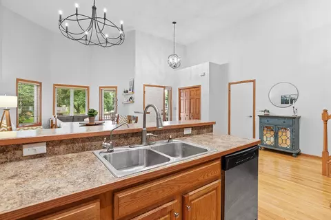 751 7th St, Chaska, MN 55318 photo 17