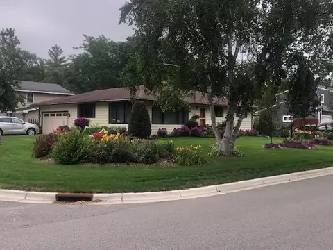 845 Merrill St SW, Hutchinson, MN 55350