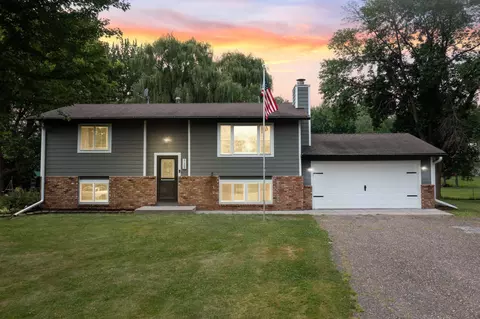 21368 Heath Avenue Ct N, Forest Lake, MN 55025
