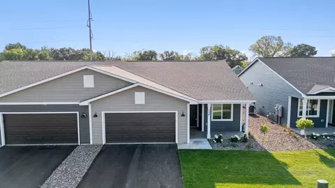 134 Gambel St, River Falls, WI 54022