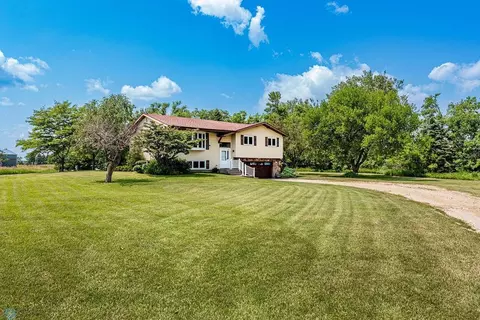 2605 127th Ave SE, Oriska, ND 58063