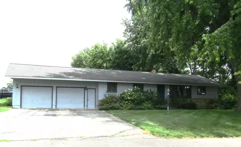 524 S Gaulke St, Appleton, MN 56208