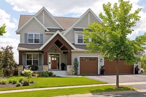 4490 Bluebell Trl S, Medina, MN 55340