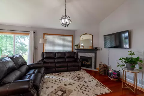 206 NW Smith St, Mapleton, MN 56065 photo 5