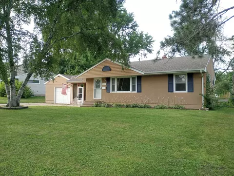 3353 74th St E, Inver Grove Heights, MN 55076