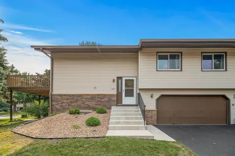 660 E 143rd St, Burnsville, MN 55337