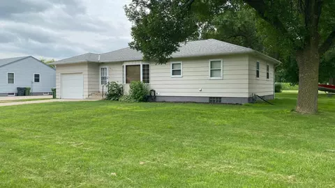 603 11th St, Brewster, MN 56119