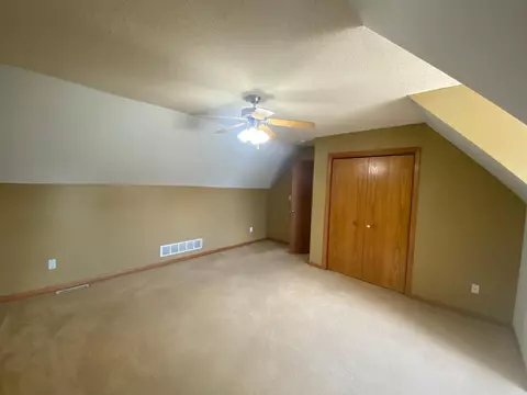 810 3rd Ave NE, Plainview, MN 55964 photo 19