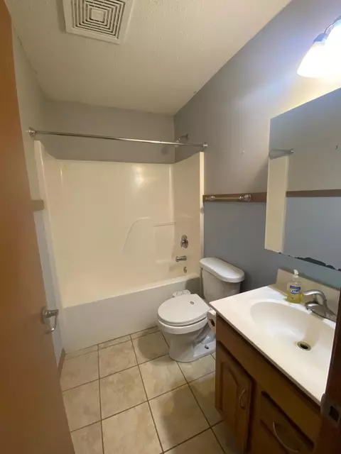 810 3rd Ave NE, Plainview, MN 55964 photo 9