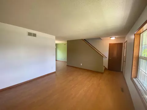 810 3rd Ave NE, Plainview, MN 55964 photo 5
