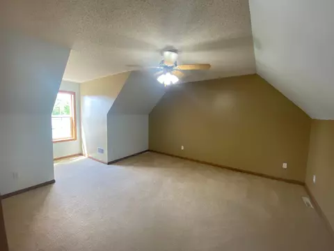 810 3rd Ave NE, Plainview, MN 55964 photo 16