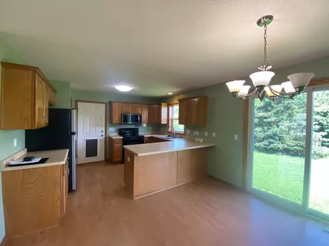 810 3rd Ave NE, Plainview, MN 55964 photo 7
