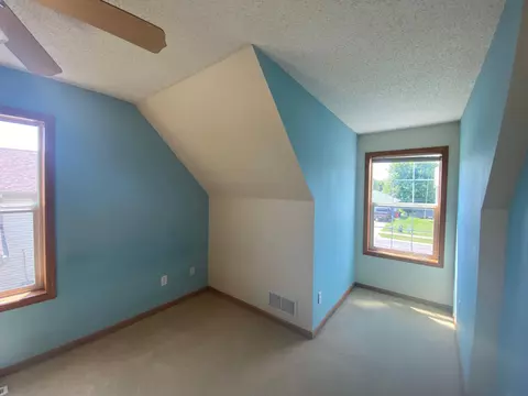 810 3rd Ave NE, Plainview, MN 55964 photo 25