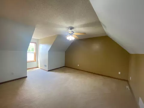 810 3rd Ave NE, Plainview, MN 55964 photo 17