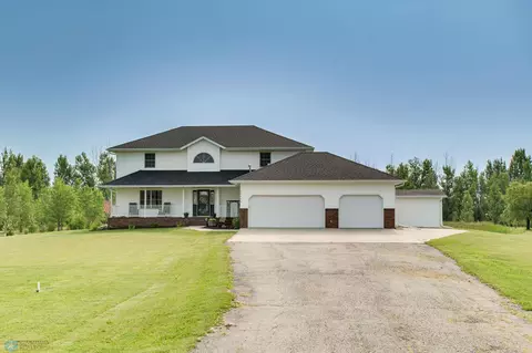 10408 72nd St S, Horace, ND 58047