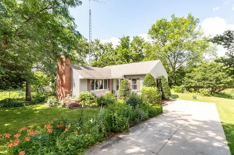 1415 Chester Rd SE, Rochester, MN 55904