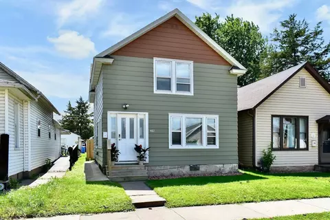 461 E 2nd St, Winona, MN 55987