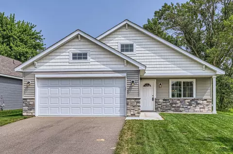 805 NW Juniper Ln, Montgomery, MN 56069