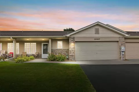 20647 Everton Ct N, Forest Lake, MN 55025