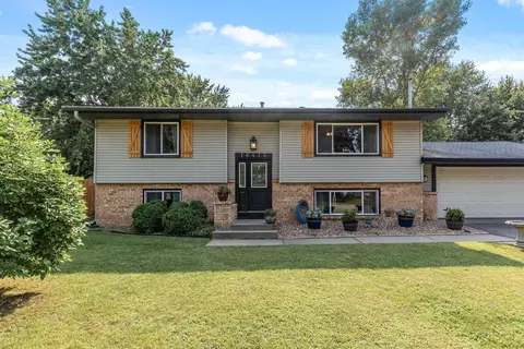 16415 Garner Ave W, Rosemount, MN 55068