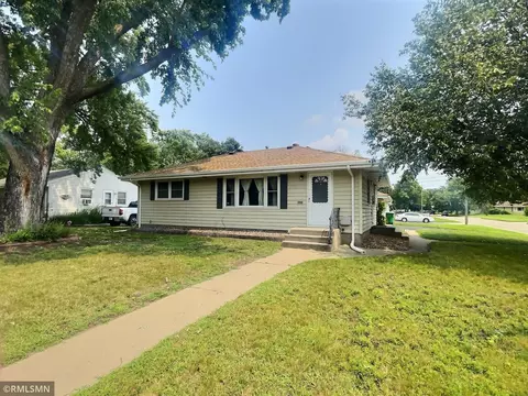 5400 James Ave N, Brooklyn Center, MN 55430